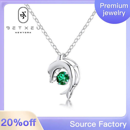 227 [BETXEU] S925 green Dolphin Necklace